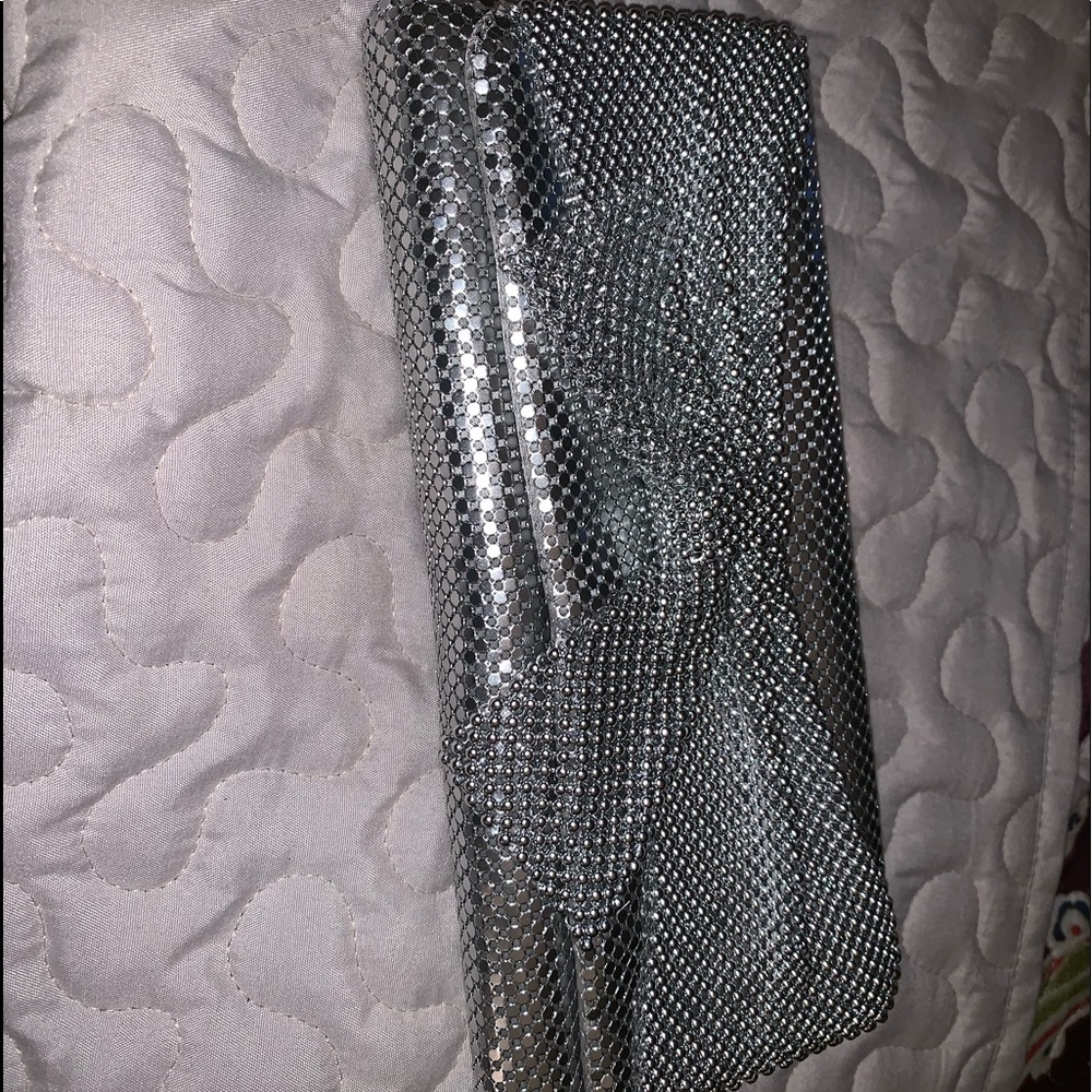 Sequined clutch